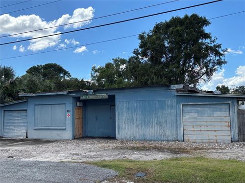 820 Edith Ave, LAKELAND, FL, 33815-1216 | Card Image