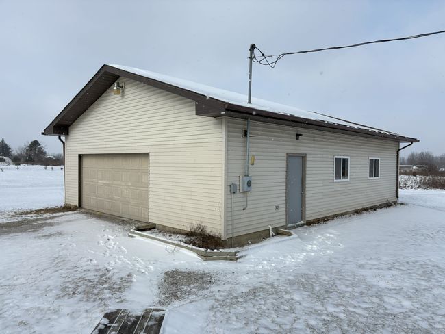 8410 Smith Rd, House other with 3 bedrooms, 2 bathrooms and null parking in Gaines MI | Image 5