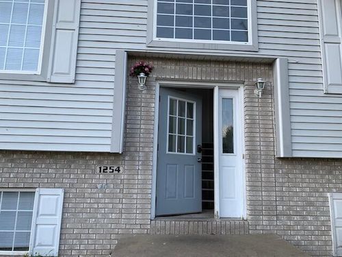 1254 Redpine Way, Kalamazoo, MI, 49006-5497 | Card Image