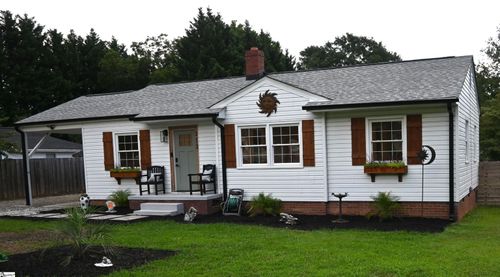 212 Donnan Rd, Taylors, SC, 29687-2615 | Card Image
