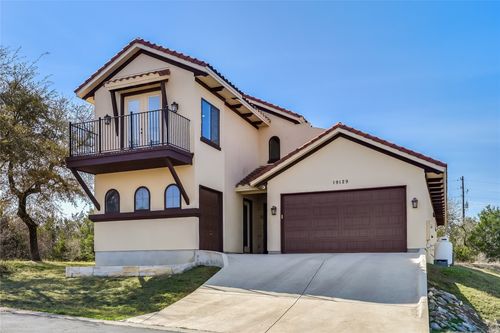 19129 Camelot Woods Dr, Lago Vista, TX, 78645-4214 | Card Image