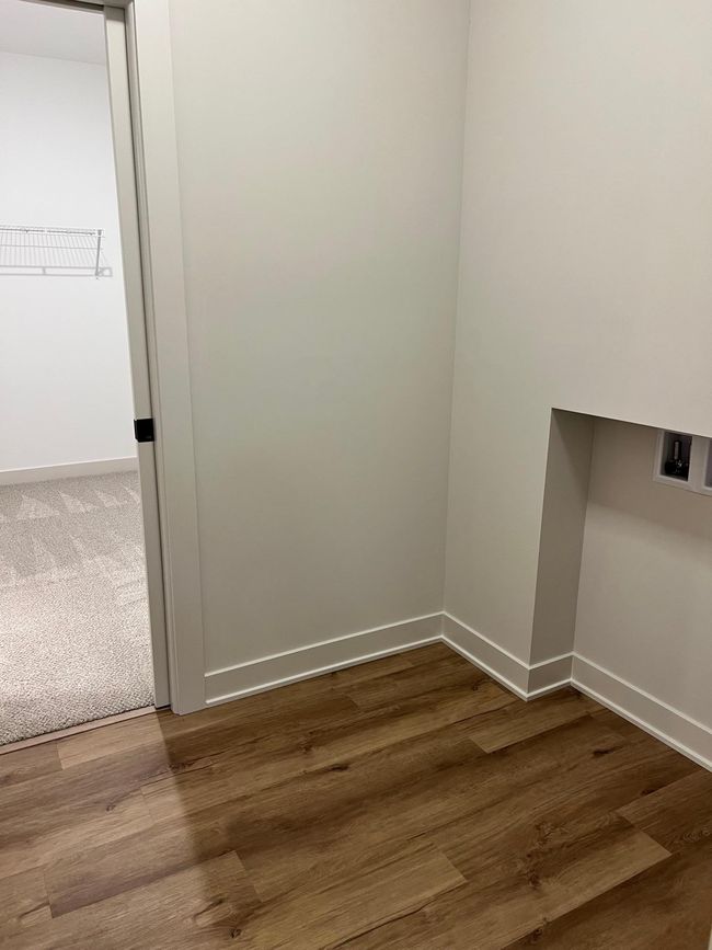 Main level Laundry | Image 21