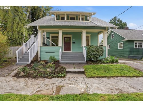3504 Se Sherman St, Portland, OR, 97214-5756 | Card Image