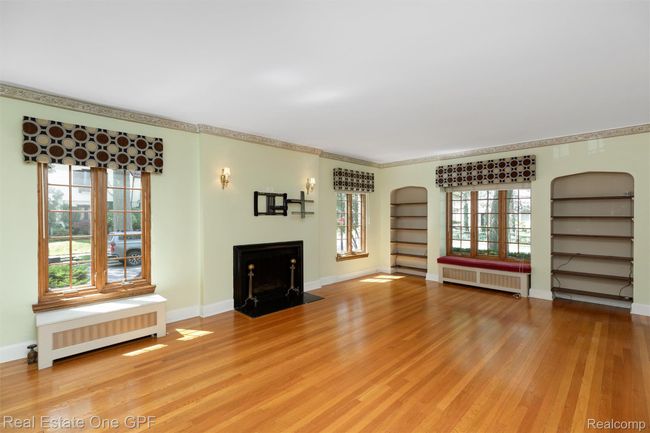 09-542 Cadieux Rd 012.jpg | Image 8