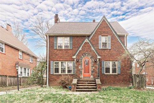 1489 Crest Rd, Cleveland Heights, OH, 44121-1719 | Card Image