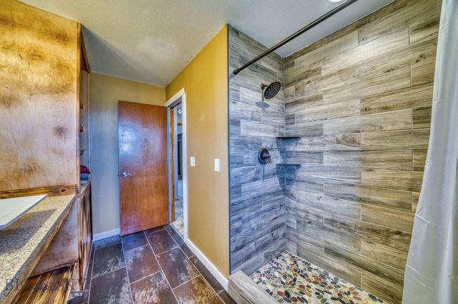 2nd level bathroom | Image 25
