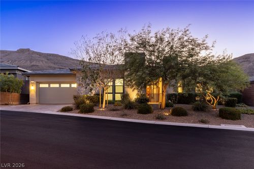 6957 Rainstone St, Las Vegas, NV, 89148-5338 | Card Image