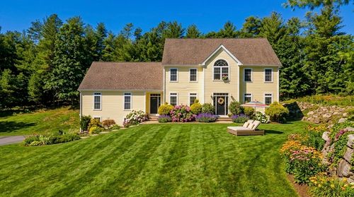 333 Stebbins St, Belchertown, MA, 01007-9346 | Card Image