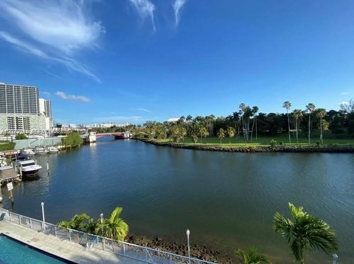 413-1720 Nw North River Dr, Miami, FL, 33125-2332 | Card Image