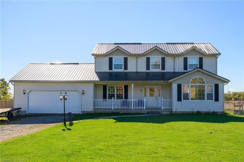 8 Talbot Rd, Canfield, ON, N0A1C0 | Card Image