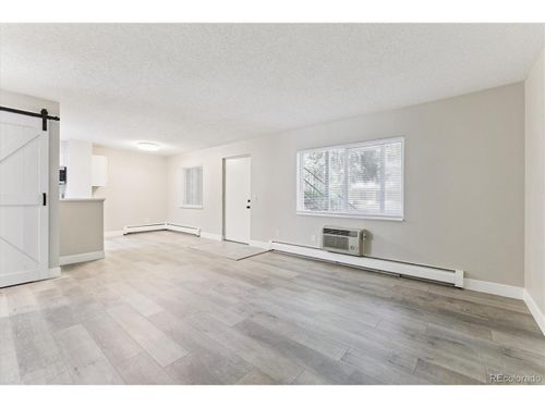 unit-102-2225 S Jasmine St, Denver, CO, 80222-5714 | Card Image