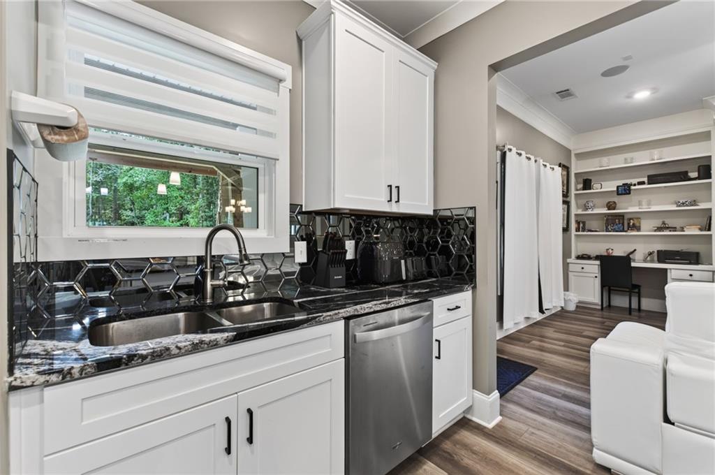 Residential Lease in Locust Grove 5