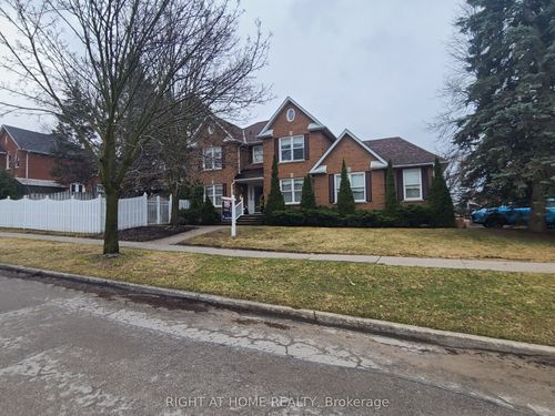 3 Hampstead Gate E, Clarington, ON, L1E1V2 | Card Image