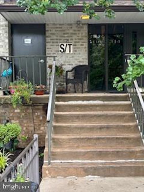 apt-s1-21 Dougherty Blvd, GLEN MILLS, PA, 19342-1146 | Card Image