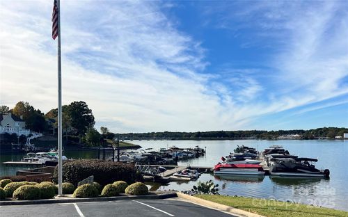 13-15608 Woodland Ridge Ln, Charlotte, NC, 28278-8899 | Card Image