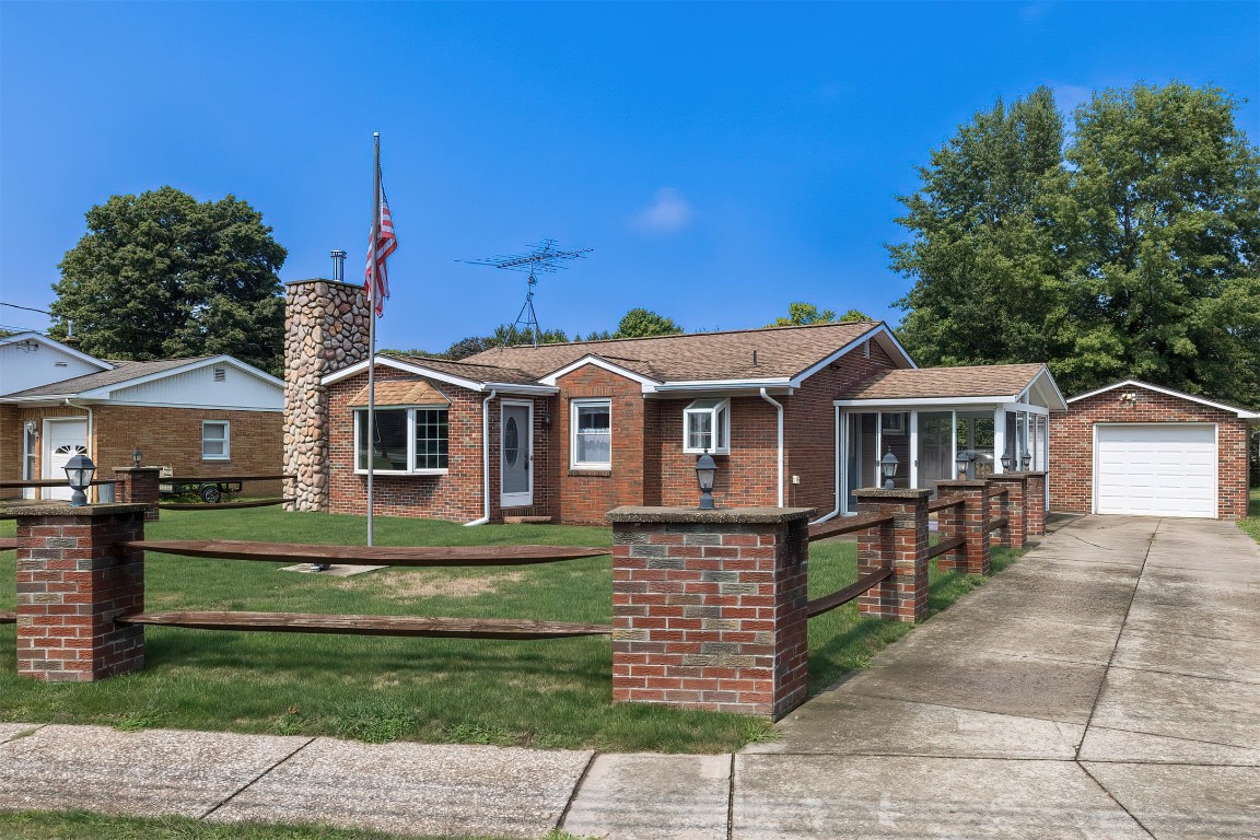 Chestnut St, Fairview, PA 16415