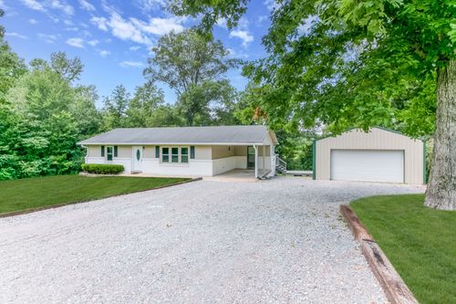 176 Pine St, Parsons, TN, 38363-3315 | Card Image