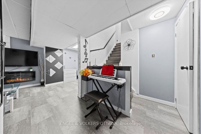 1456 Prestone Dr, House other with 3 bedrooms, 2 bathrooms and 2 parking in Orléans ON | Image 29
