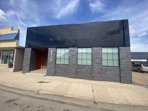 4918 50 Ave, Vegreville, AB, T9C1M3 | Card Image