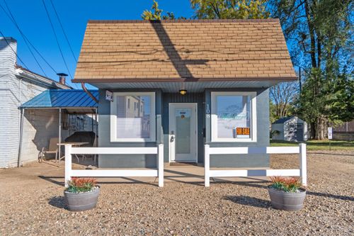 108 Grand St, Michigan Center, MI, 49254-1107 | Card Image