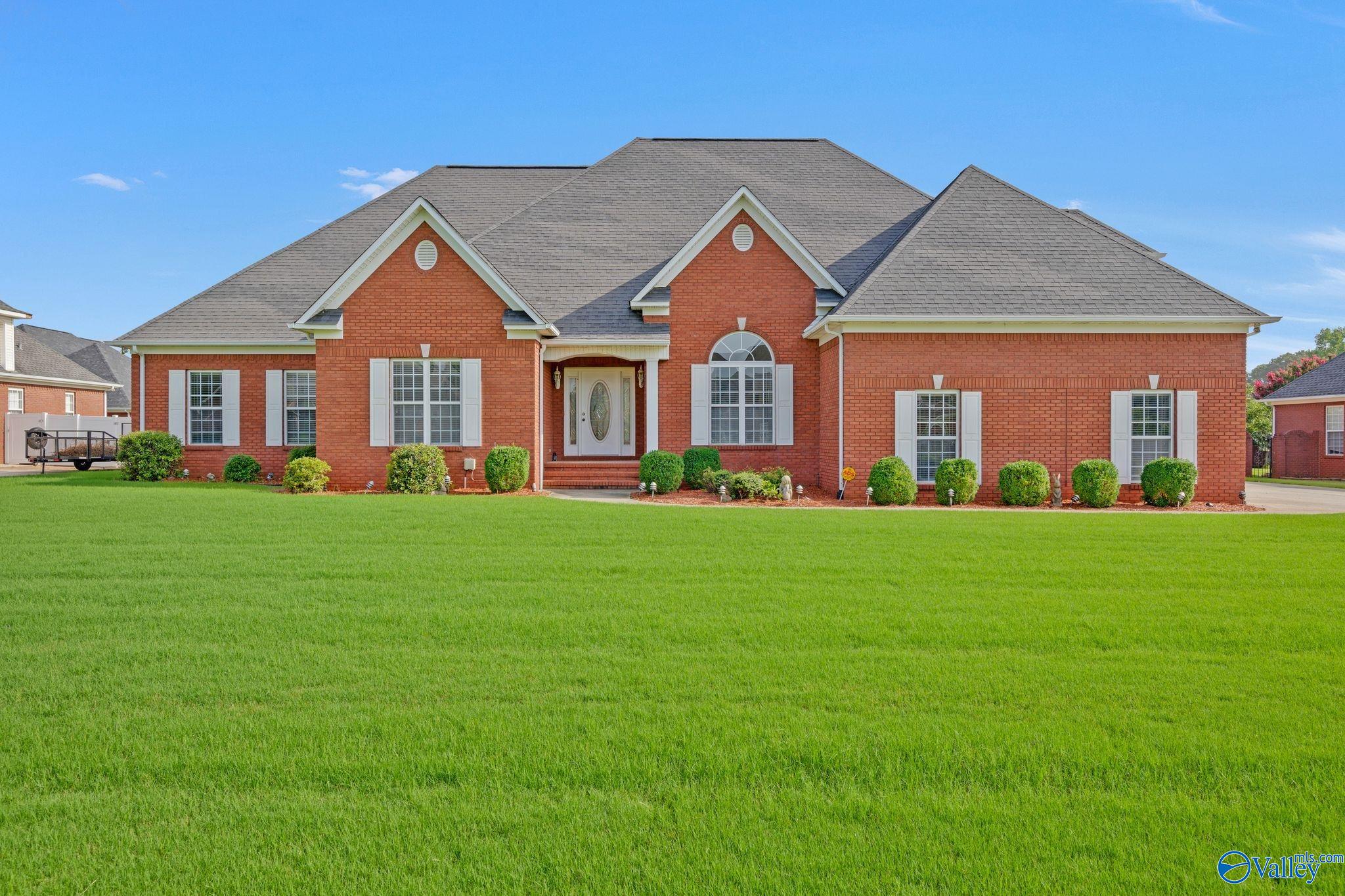 Kim Dr, Harvest, AL 35749