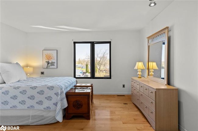 183 Cedar Island Rd, House other with 4 bedrooms, 3 bathrooms and 5 parking in Orillia ON | Image 39