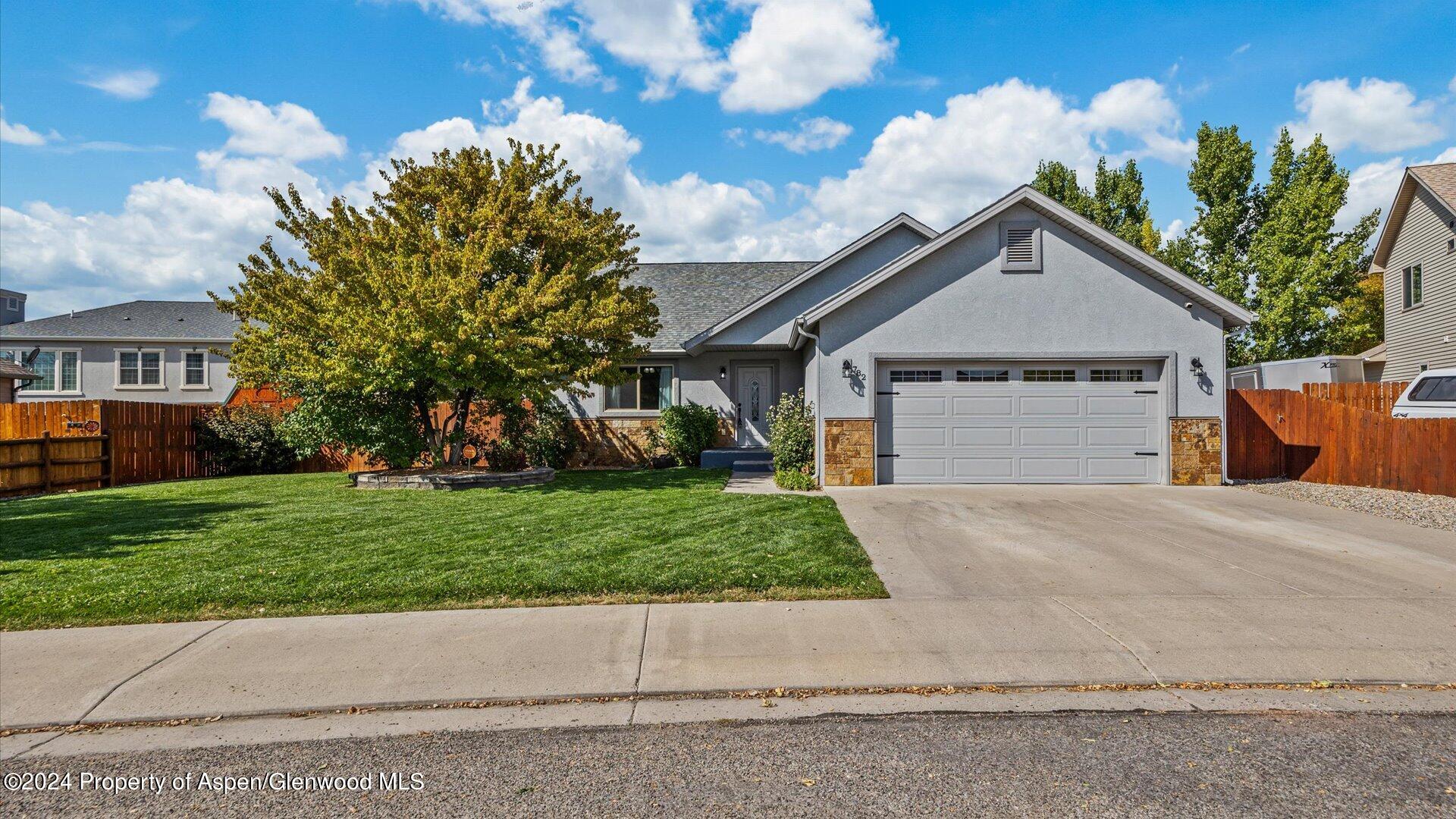 17th St, Rifle, CO 81650