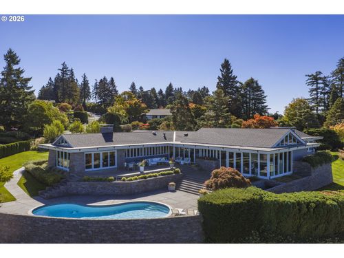 777 Cherry Cir, Lake Oswego, OR, 97034-6204 | Card Image