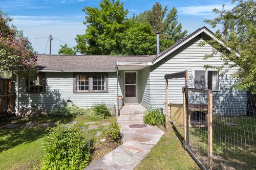 2207 Wylie Ave, Missoula, MT, 59802-3533 | Card Image