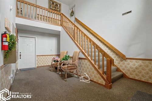 a2-1609 Orchard Meadow Dr, Burlington, IA, 52601-2189 | Card Image