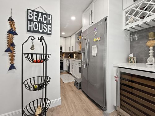 203-1021 Flame Vine Ave, Delray Beach, FL, 33445-5905 | Card Image