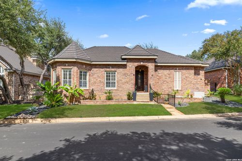 7 Westcourt Ln, San Antonio, TX, 78257-1266 | Card Image