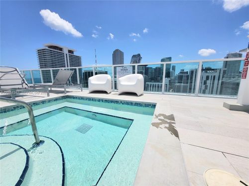 2419-133 Ne 2nd Ave, Miami, FL, 33132-2904 | Card Image