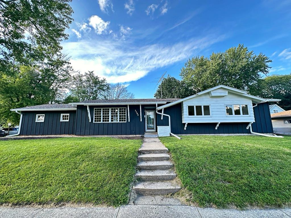 20th Ave, Fort Dodge, IA 50501