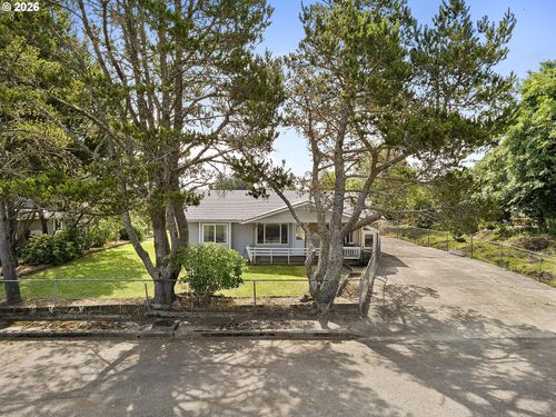 22 Nw Cedar Ave, Warrenton, OR, 97146 | Card Image