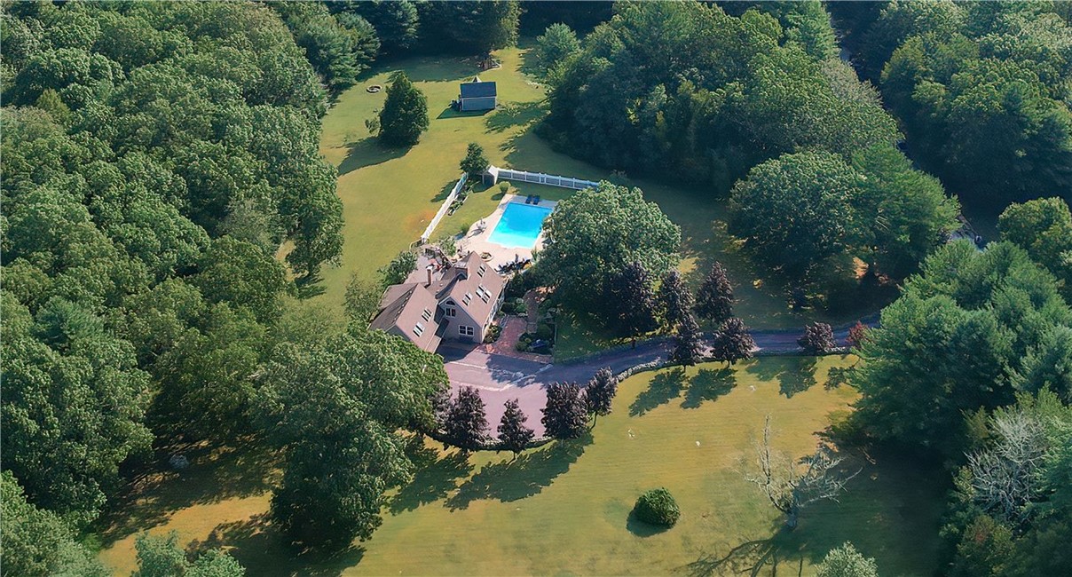 Wood River Ln, West Greenwich, RI 02817