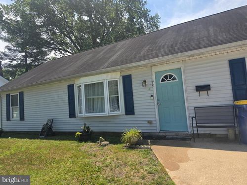 70 Edgewood Rd, DOVER, DE, 19901-4930 | Card Image