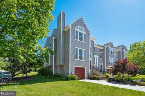 7808 Old Hollow Ln, ELLICOTT CITY, MD, 21043-6961 | Card Image