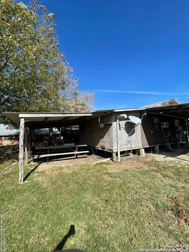 188 De La Fuente Rd., House other with 2 bedrooms, 2 bathrooms and null parking in Blanco TX | Image 22