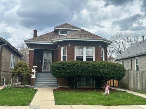 4722 W Altgeld Street, Chicago, IL, 60639 | Card Image