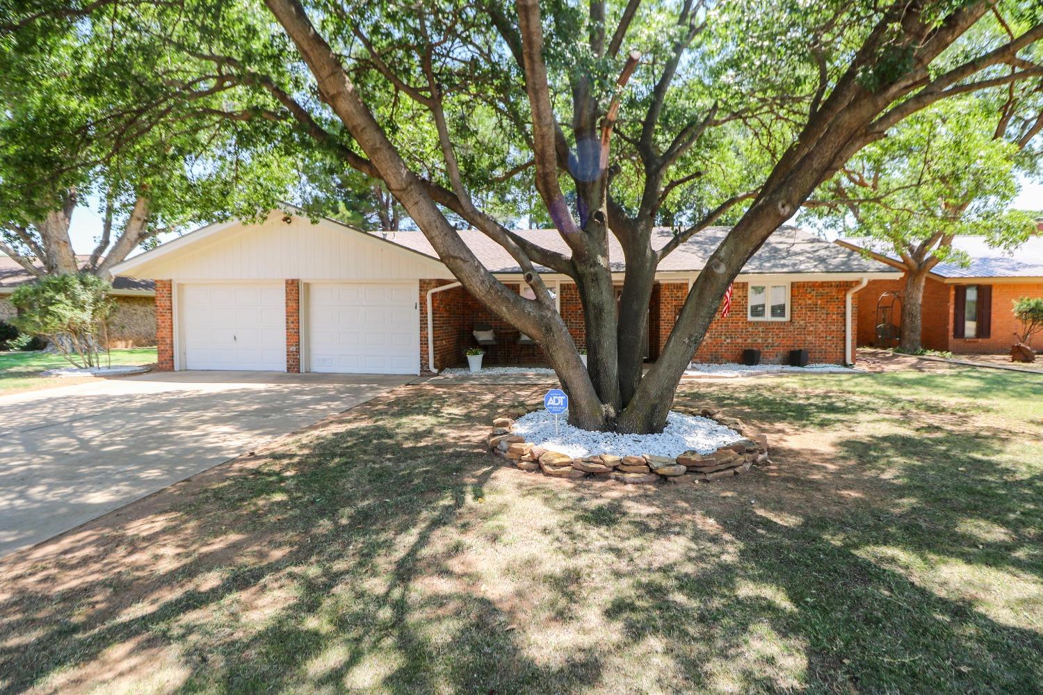 27th St, Littlefield, TX 79339