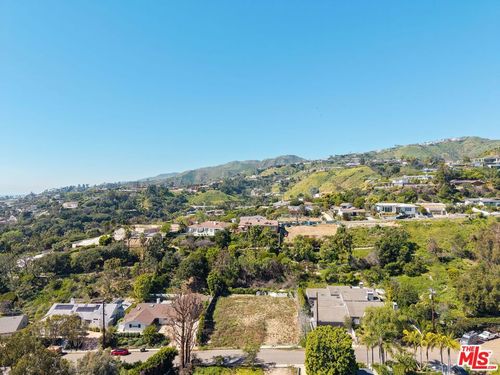 1109 Maroney Lane, Pacific Palisades, CA, 90272 | Card Image