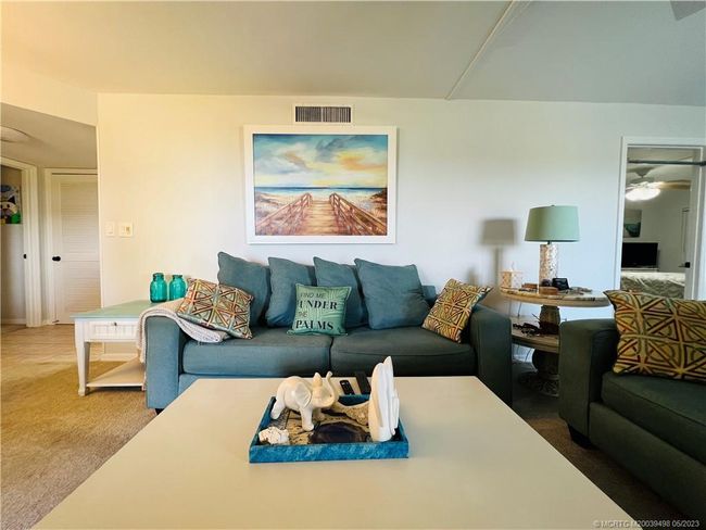 APT-401 - 10044 Ocean Dr, Condo with 3 bedrooms, 2 bathrooms and null parking in Jensen Beach FL | Image 25