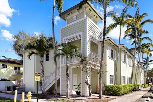 unit-201-373 26th Pl, Homestead, FL, 33033-7055 | Card Image