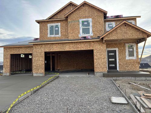 671 Memory Ln, Green River, WY, 82935-4214 | Card Image