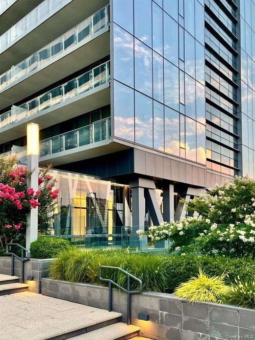 apt-16d-131 40th Rd, Flushing, NY, 11354-5223 | Card Image