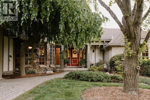 1221 Surf Club Dr, St Joachim, ON, N0R1S0 | Card Image