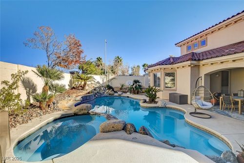 8712 Beckett Ridge Ave, Las Vegas, NV, 89149-4017 | Card Image