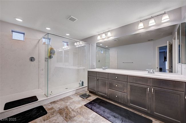 Bathroom First Floor | Image 42