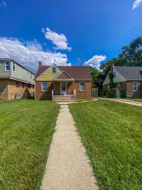 808 E 44th Pl, Gary, IN, 46409-2321 | Card Image